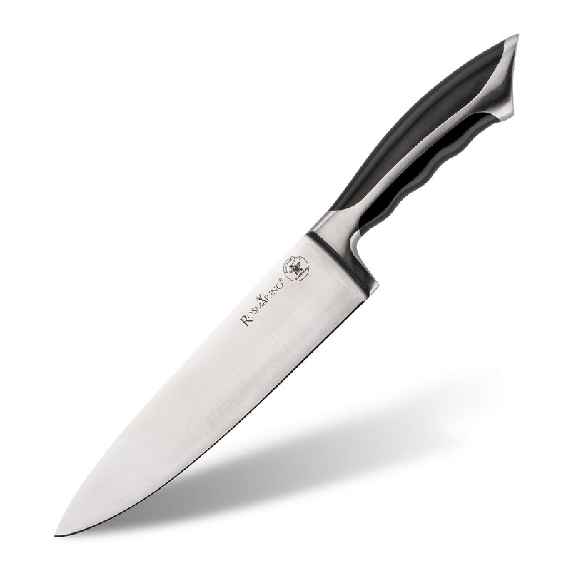 Kuhinjski nož je napravljen od nehrđajućeg čelika visokog kvaliteta. Njegova prednost je dvostrano naoštreno sječivo, pod uglom od 15° za dugotrajnu oštrinu i izdržljivost. Pogodno za sječenje krupnih komada hrane. Dužina sječiva 20,5 cm.