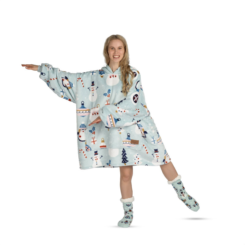 Hoodie deka za odrasle Svilanit Winter Wonderland + Poklon čarape
