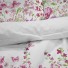 Vrijeme je za potpuno uživanje u modernim pamučnim posteljinama! Posteljina Pink Flowers od mekanog pamučnog satena, koji je satkan od visokokvalitetnog, tankog tkanja. Posteljina od satena je prekrasan ukras vaše spavaće sobe, a u isto vrijeme odličan izbor za udoban i ugodan san. Posteljina je periva na 40 °C.