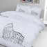 Vrijeme je za potpuno uživanje u modernim pamučnim posteljinama! Posteljina Day in Rome od renforce platna, mekane tkanine, jednostavne za održavanje. Neka vas oduševi moderan dizajn s printom za udoban i ugodan san. Posteljina je periva na 40 °C.