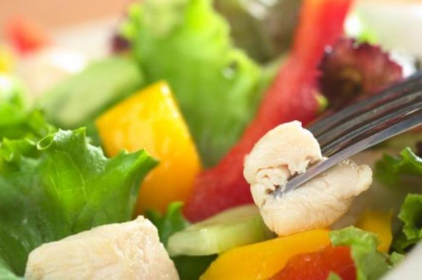 Dijetni recept:bogata salata sa samo 143 kalorije